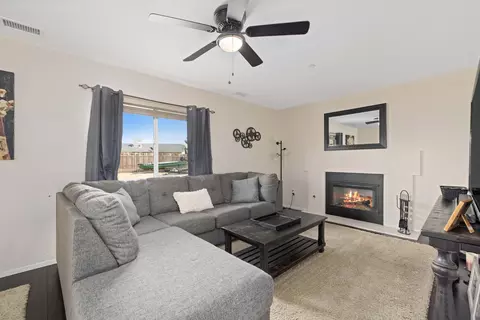 12833 Algonquin Rd, Apple Valley, CA 92308 photo 16