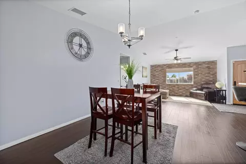12833 Algonquin Rd, Apple Valley, CA 92308 photo 9