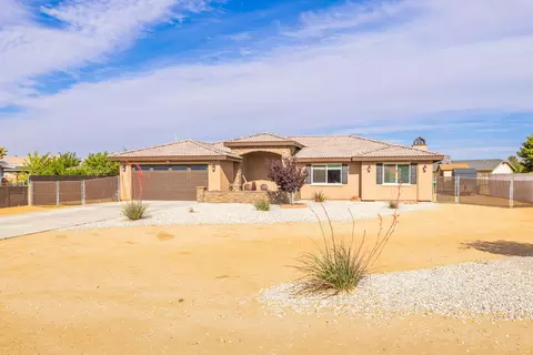 12833 Algonquin Rd, Apple Valley, CA 92308 photo 3