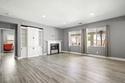 2425 Estrella Ct, Palmdale, CA 93550 photo 9