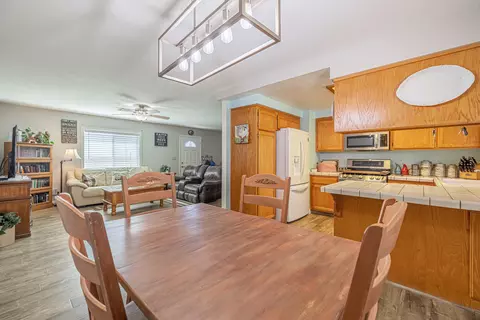 1201 Backus Rd, Mojave, CA 93501 photo 17