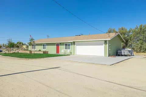 1201 Backus Rd, Mojave, CA 93501 photo 4
