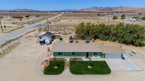 1201 Backus Rd, Mojave, CA 93501 photo 2