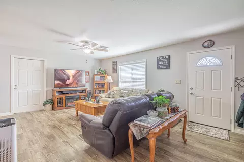 1201 Backus Rd, Mojave, CA 93501 photo 13