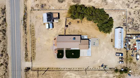 1201 Backus Rd, Mojave, CA 93501 photo 3