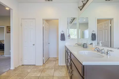 6036 Starview Dr, Lancaster, CA 93536 photo 24