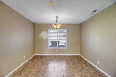 37411 Conifer Dr, Palmdale, CA 93550 photo 10