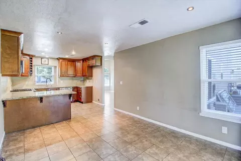 37411 Conifer Dr, Palmdale, CA 93550 photo 17