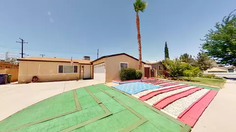 44745 6th St E, Lancaster, CA 93535 photo 1