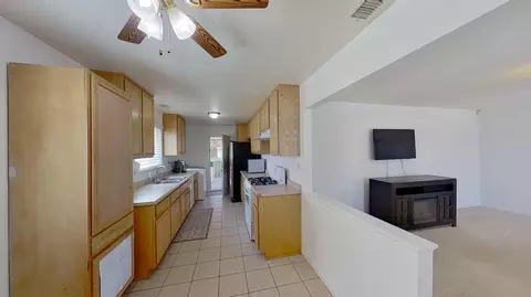 44745 6th St E, Lancaster, CA 93535 photo 10