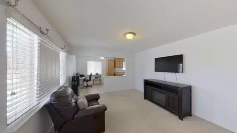 44745 6th St E, Lancaster, CA 93535 photo 5
