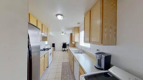 44745 6th St E, Lancaster, CA 93535 photo 11
