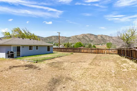 20321 Weston Ave, Tehachapi, CA 93561 photo 20