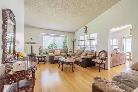 43820 E 5th St, Lancaster, CA 93535 photo 5