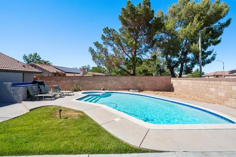 40724 Va Valor, Palmdale, CA 93551 photo 27