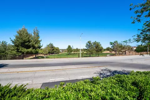 40724 Va Valor, Palmdale, CA 93551 photo 31