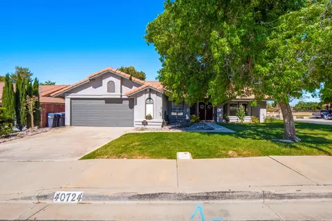 40724 Va Valor, Palmdale, CA 93551 photo 2