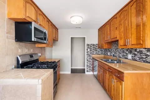 45454 Elm Ave, Lancaster, CA 93534 photo 7