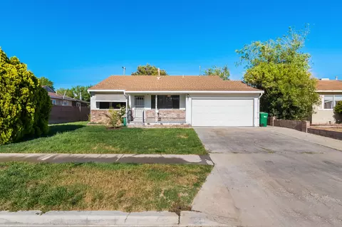 45454 Elm Ave, Lancaster, CA 93534 photo 1