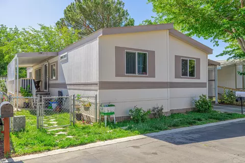 43850 20th St E #SPC 216, Lancaster, CA 93535 photo 2