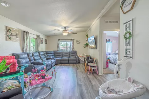 43850 20th St E #SPC 216, Lancaster, CA 93535 photo 9