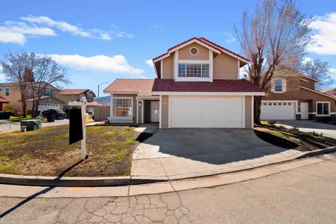 430 Jonathan Pl, Tehachapi, CA 93561 photo 4