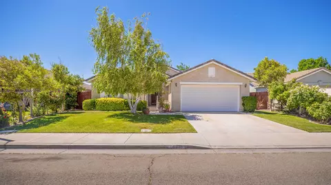 6322 Treehaven Ct, Lancaster, CA 93536 photo 1