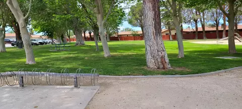 14313 Somerset Dr, Mojave, CA 93501 photo 17