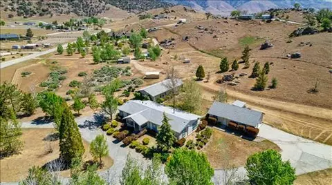 27350 Harness Dr, Tehachapi, CA 93561 photo 56