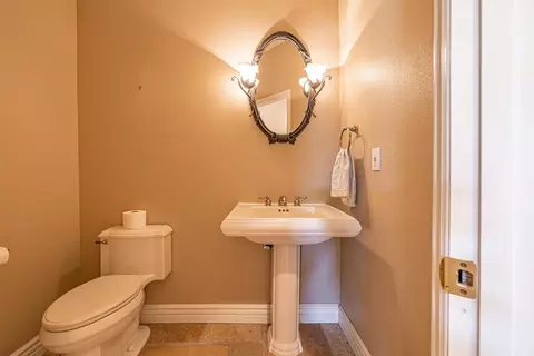 4054 Equestrian Way, Lancaster, CA 93536 photo 33