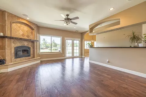 4054 Equestrian Way, Lancaster, CA 93536 photo 26