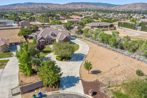 4054 Equestrian Way, Lancaster, CA 93536 photo 58