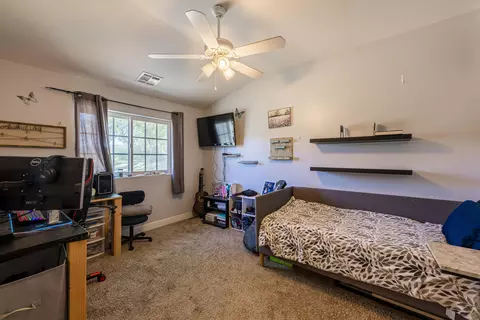 24201 Silver Creek Way, Tehachapi, CA 93561 photo 28