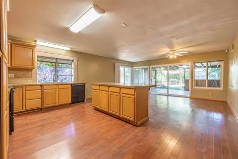 44439 E 13th St, Lancaster, CA 93535 photo 10