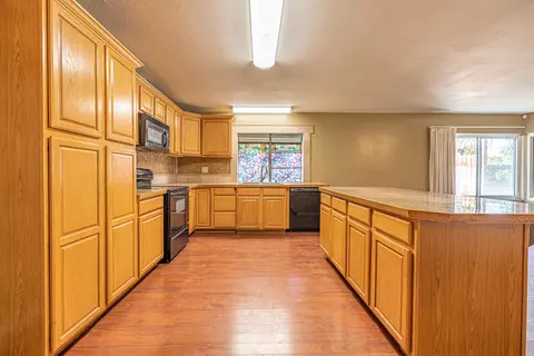 44439 E 13th St, Lancaster, CA 93535 photo 9