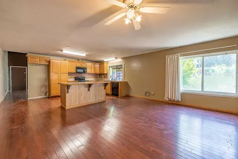 44439 E 13th St, Lancaster, CA 93535 photo 14