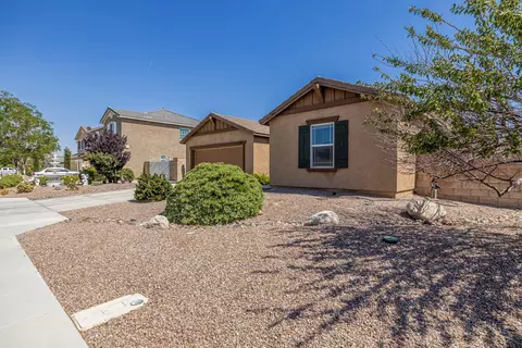 3134 Patti Ln, Lancaster, CA 93535 photo 2