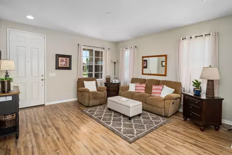 8822 Mora Ct, Lancaster, CA 93536 photo 6
