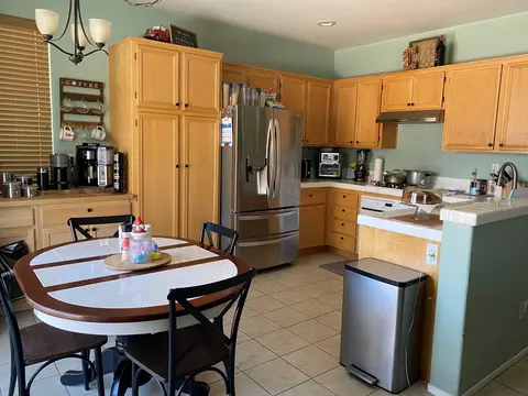 3739 E Saddleback Dr, Palmdale, CA 93550 photo 12