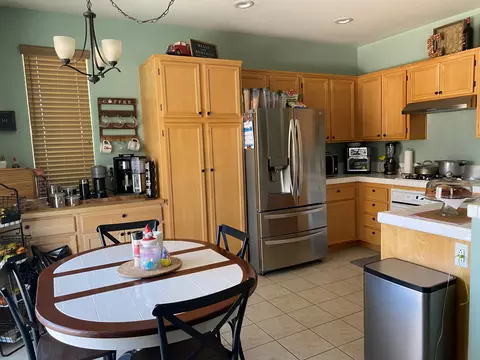 3739 E Saddleback Dr, Palmdale, CA 93550 photo 11