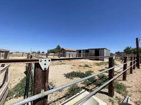 42552 7th St E, Lancaster, CA 93535 photo 19