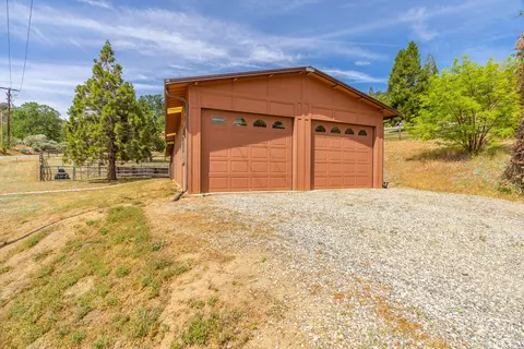 30601 Sheeptrail Ct, Tehachapi, CA 93561 photo 32