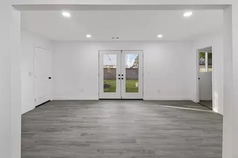 141 E Ave J 2, Lancaster, CA 93535 photo 22