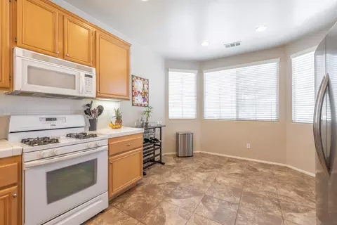 44168 Windrose Pl, Lancaster, CA 93536 photo 8
