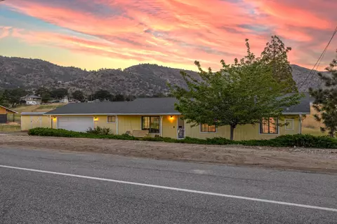 22207 Mariposa Rd, Tehachapi, CA 93561 photo 5