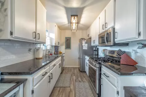 22207 Mariposa Rd, Tehachapi, CA 93561 photo 13