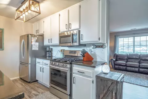 22207 Mariposa Rd, Tehachapi, CA 93561 photo 15