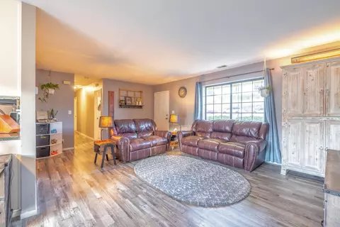 22207 Mariposa Rd, Tehachapi, CA 93561 photo 9