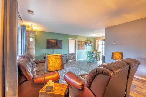 22207 Mariposa Rd, Tehachapi, CA 93561 photo 10