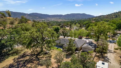 24400 Hart Dr, Tehachapi, CA 93561 photo 41